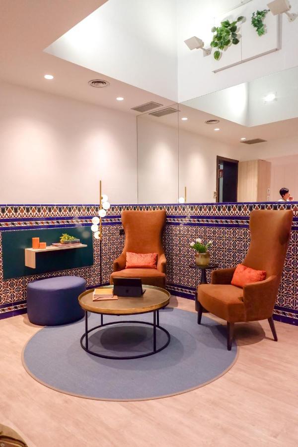 U-sense Centro 3* Seville